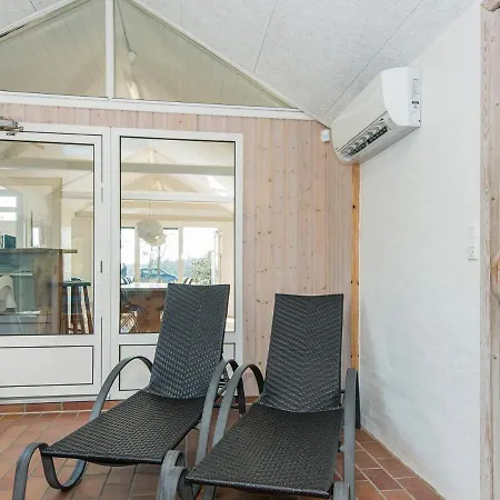 Cozy Holiday In R M With Swimming Pool Molby